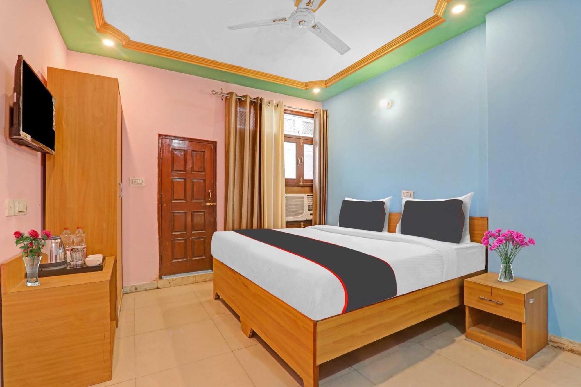 Collection O Premier Near Hazratganj Hotel Lucknow Ngoại thất bức ảnh