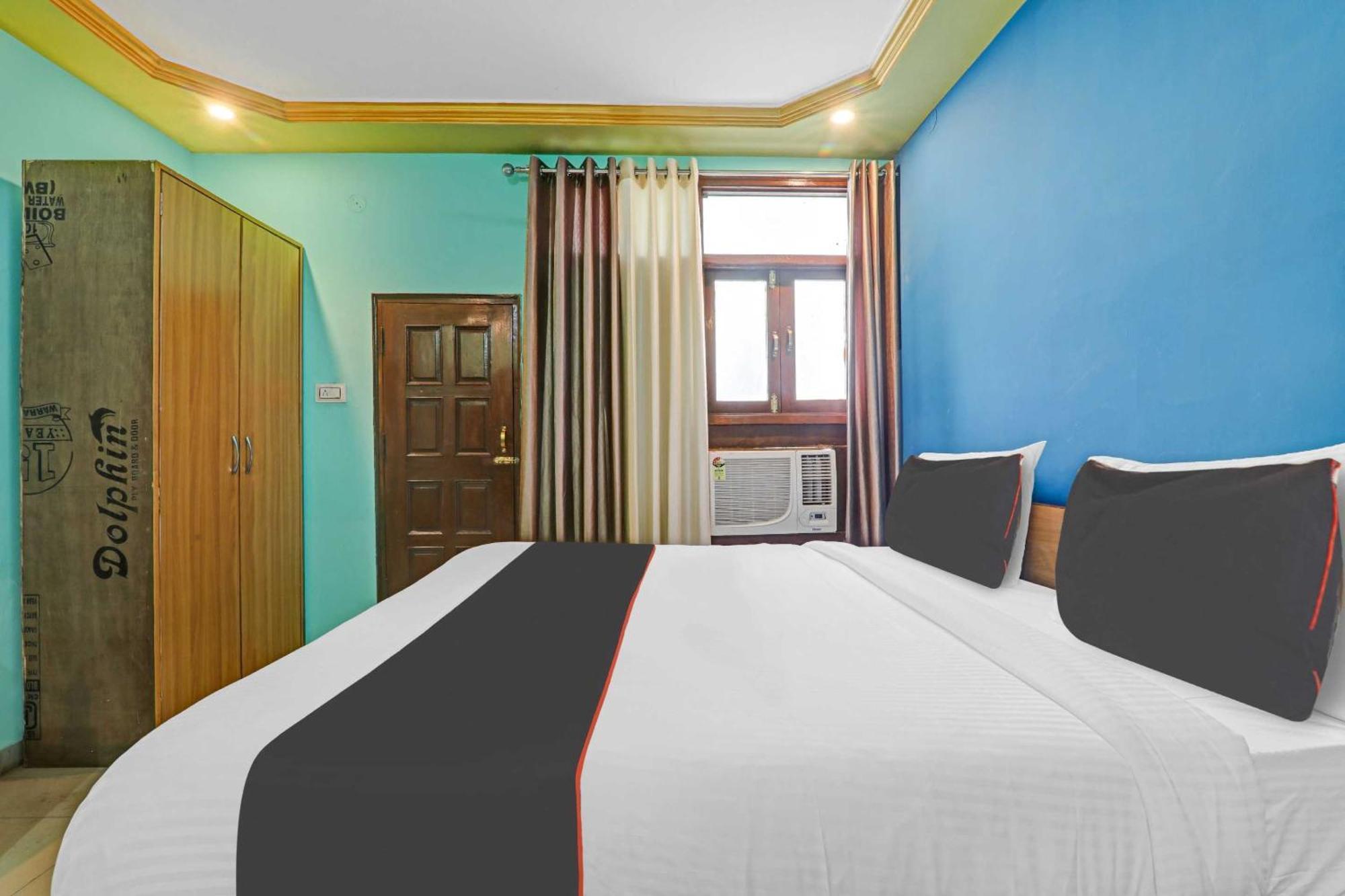 Collection O Premier Near Hazratganj Hotel Lucknow Ngoại thất bức ảnh