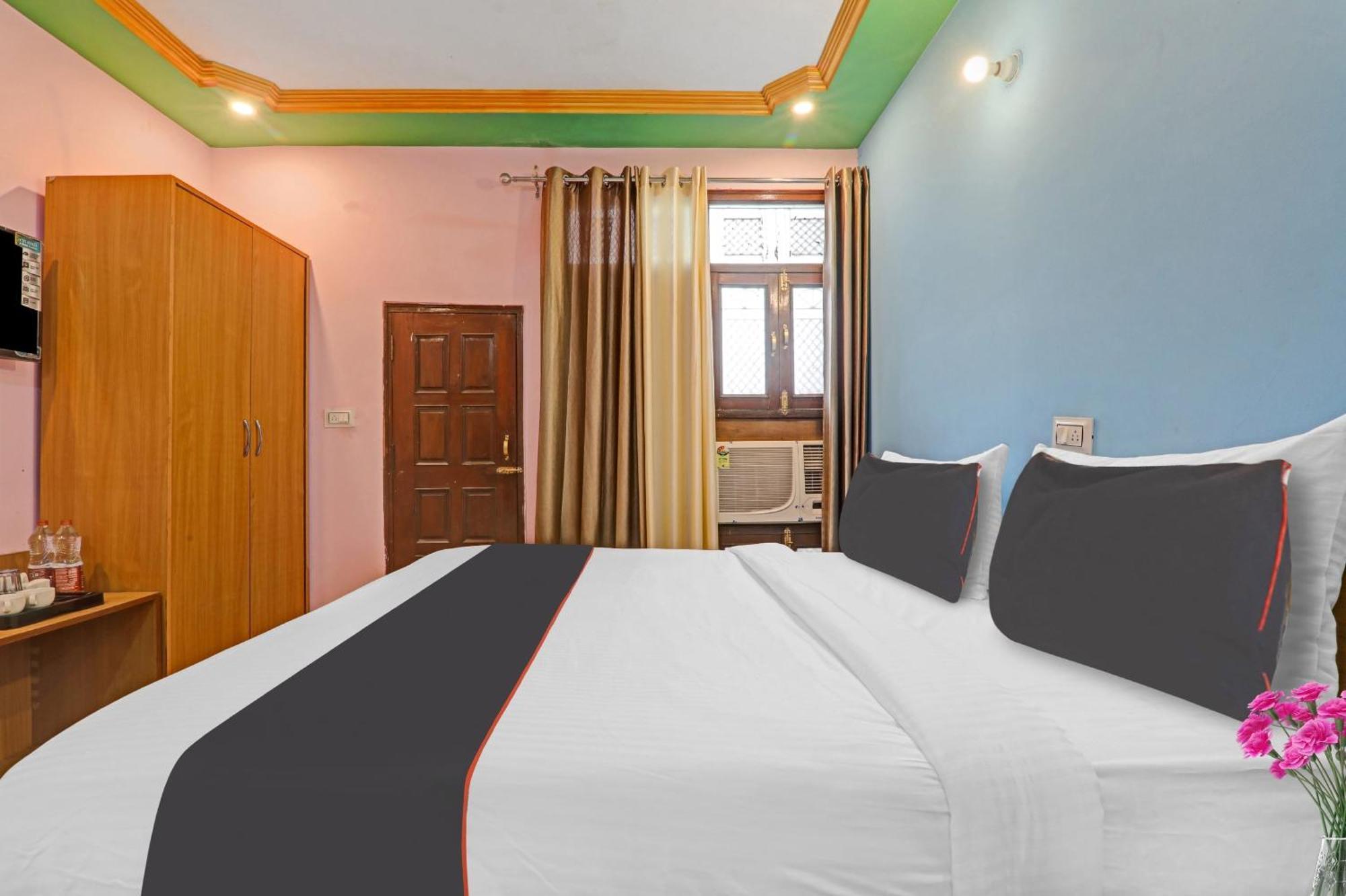 Collection O Premier Near Hazratganj Hotel Lucknow Ngoại thất bức ảnh